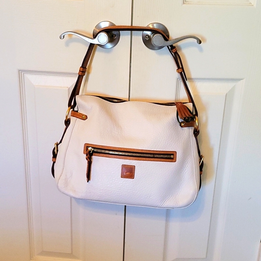 Dooney and Bourke white leather purse